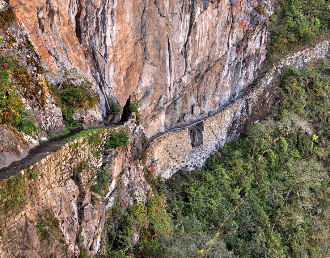 Peru & Machu Picchu: Unveiling the Secrets of the Inca Empire